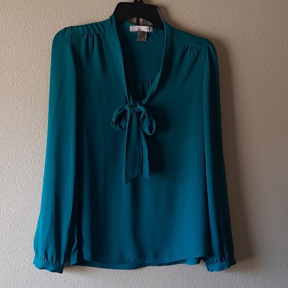 Love2 Green Long Sleeves Top - Picture 7 of 10